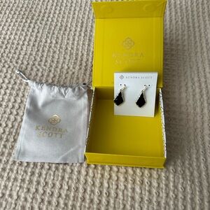 NWT Kendra Scott SM Alex black and gold earrings